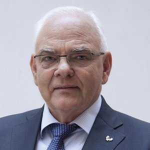 Kiko Caballero